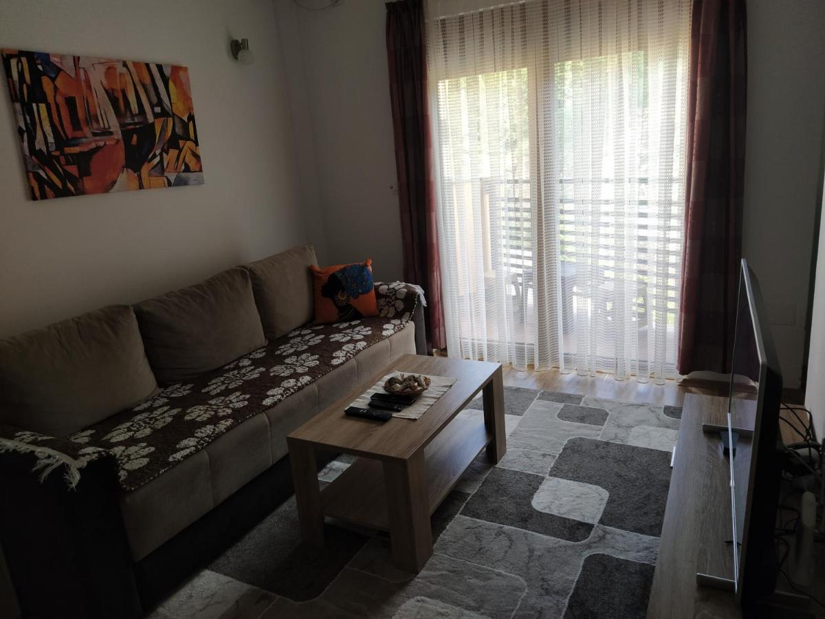 Andrey Apartment Μαύροβο Εξωτερικό φωτογραφία